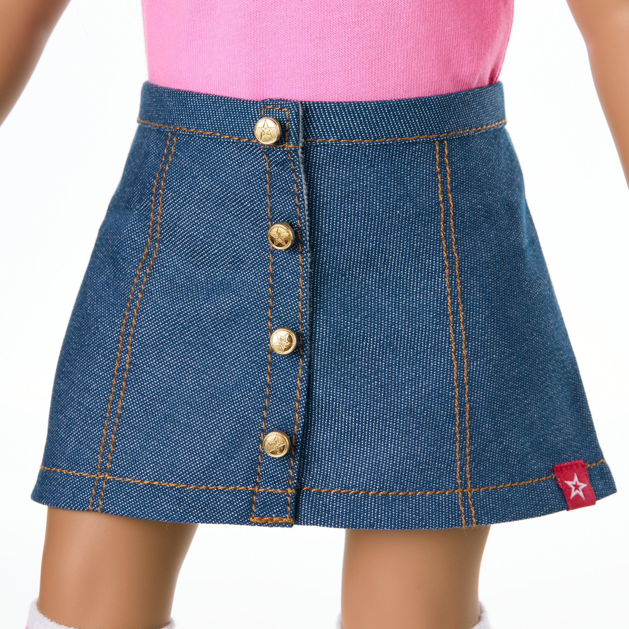 Truly Me™ 18-inch Doll #132 with curly dark-brown hair - Image 9